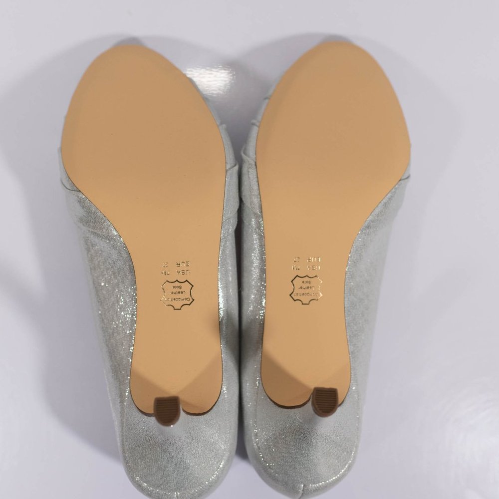 Nina Chezare Metallic Peep Toe Wedding Pumps - Picture 13 of 15